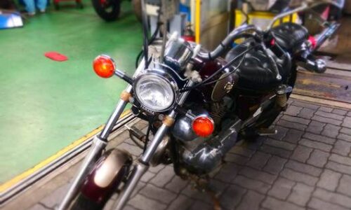 修理前のビラーゴ250