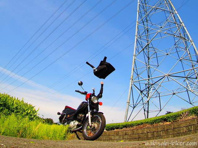 オートバイと空飛ぶバイクジャケット