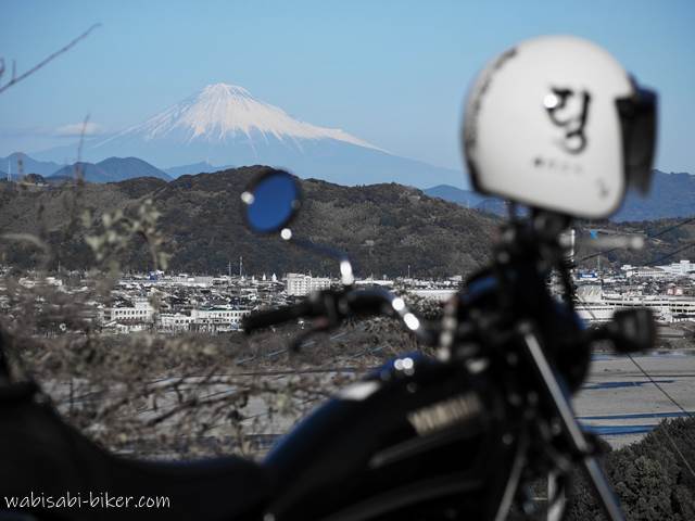 富士山と島田市街とオートバイ