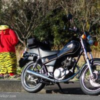 赤鬼とオートバイ YAMAHA SR125