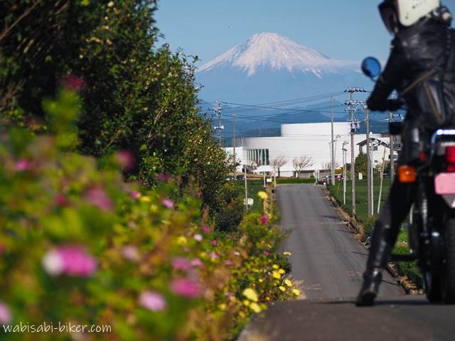 富士山とオートバイ 自撮りバイク写真