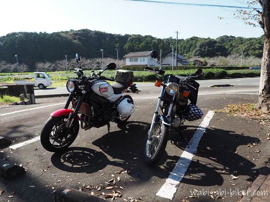 ミスターパパ 駐車場