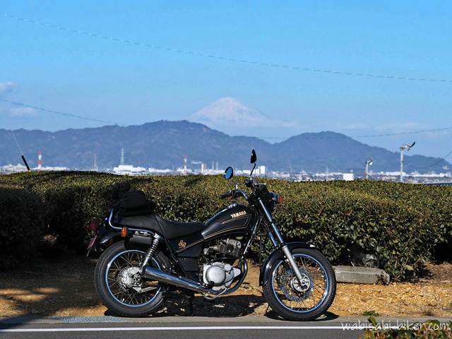 バイクと富士山と茶畑 YAMAHA SR125